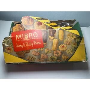 Vintage Mirro Cookie And Pastry Press Aluminum with Recipe Book Cooky With Box